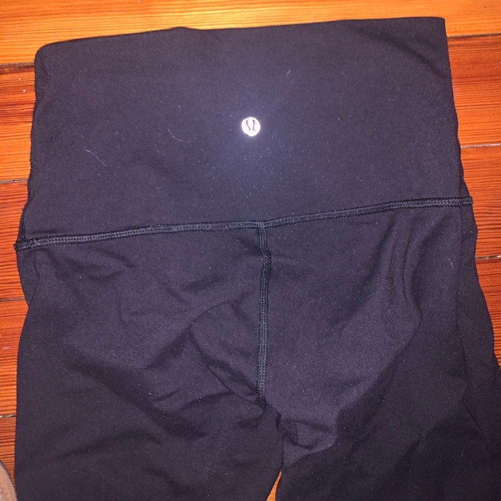 High waisted black lululemon leggings